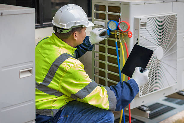 Professional Hvac technician working in Denver, NC